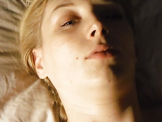 Kinky amateur Delirious Hunter gets handcuffed and fucked