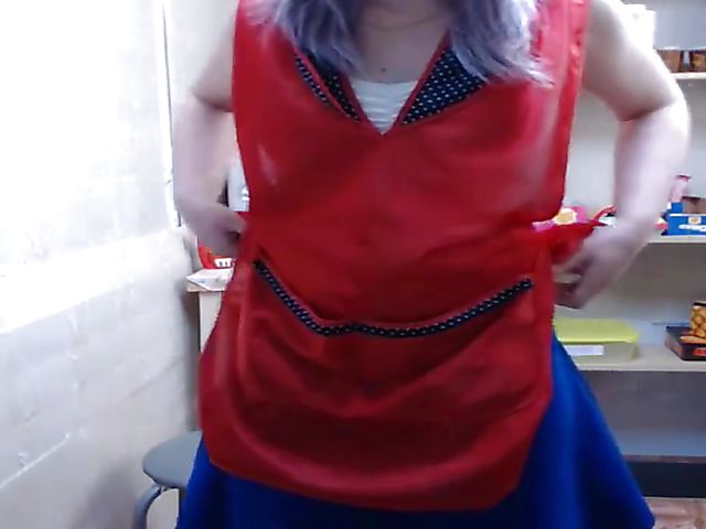 At work webcam stream of shameless Misslyolika