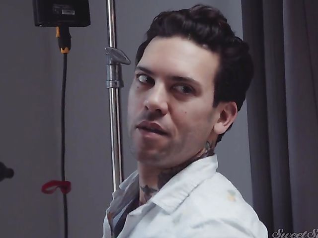 My Girlfriends Mother porn by SweetSinner featuring India Summer, Brooklyn Gray & Avi Love