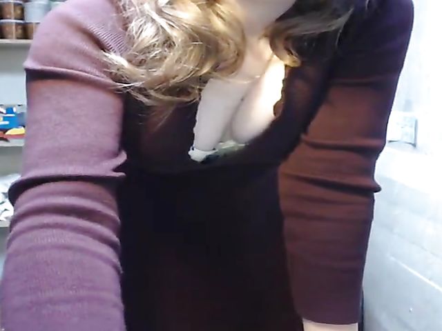 Webcam at work with Russan hot chick Misslyolika