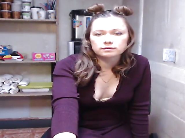 Webcam at work with Russan hot chick Misslyolika