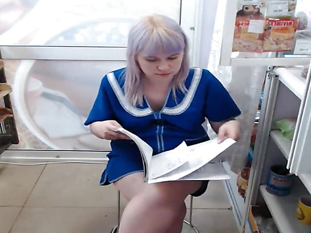 Public webcam work tease with crazy russian Misslyolika