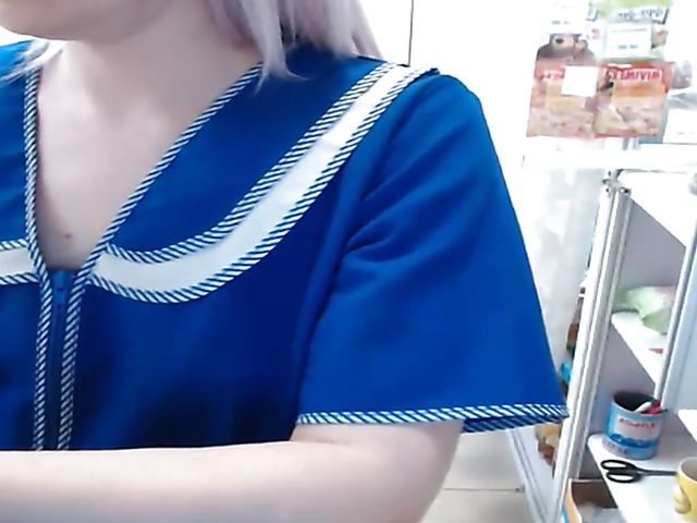 Public webcam work tease with crazy russian Misslyolika