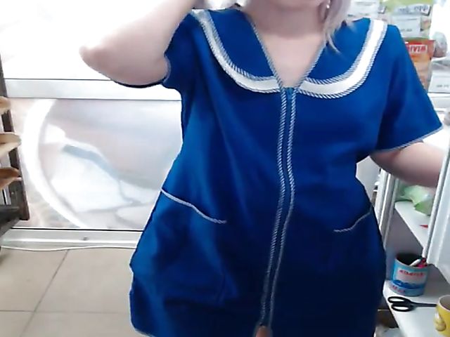 Public webcam work tease with crazy russian Misslyolika