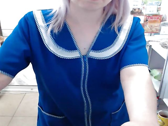 Public webcam work tease with crazy russian Misslyolika