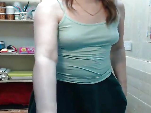 Webcam russian chick Misslyolika takes off her panties at work