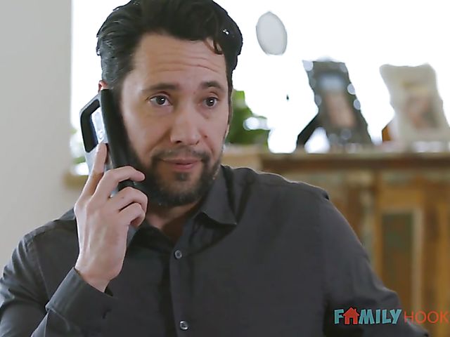 Chloe Temple - Horny teen daughter caught by her stepdad