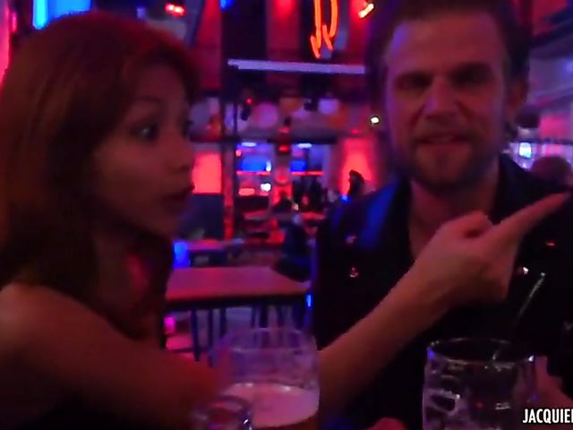 Foursome DP party with Veronica Leal and Ludivine