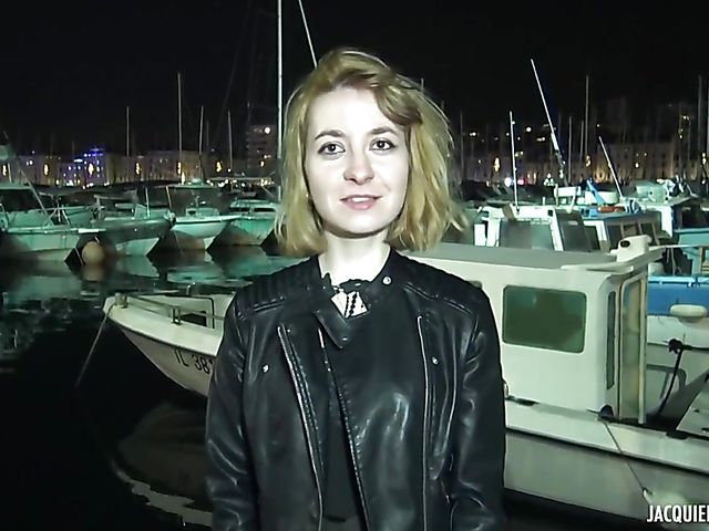 French anal porn with 24-year-old slut Julie