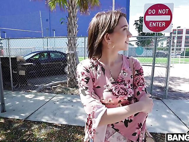 Sexy chick from Miami Riley Jean gets picked up and fucked on the bus