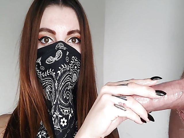 The best handjob in lockdown with masked Nikki Rockwell