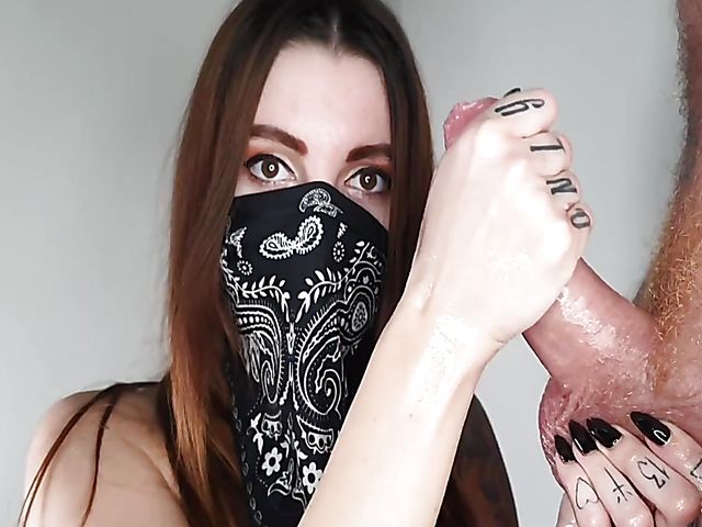The best handjob in lockdown with masked Nikki Rockwell