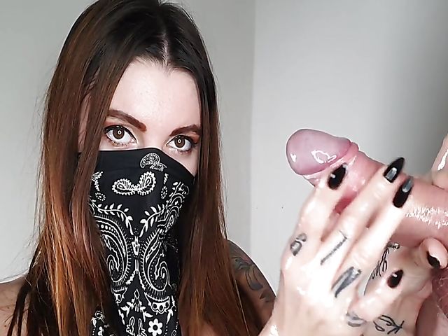 The best handjob in lockdown with masked Nikki Rockwell