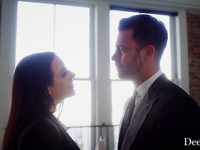 Businesswoman with big naturals Angela White gets fucked in the ass