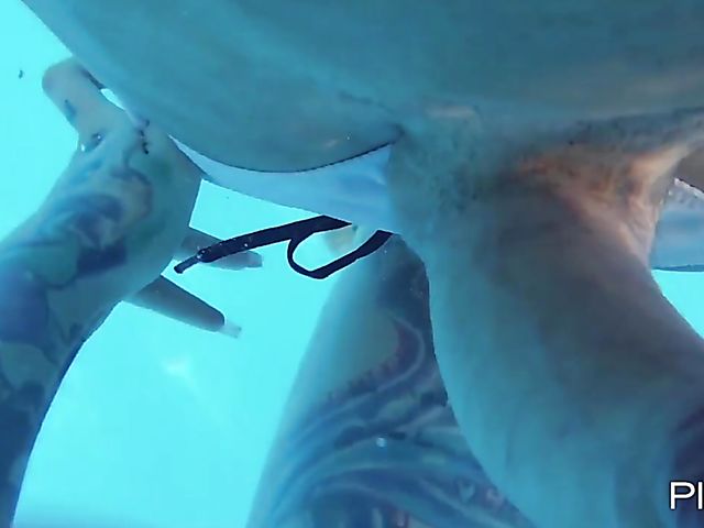 Tattoo anal outdoors with Italian alt babe Korinha