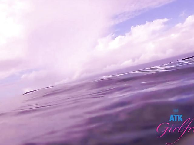ATK Girlfriends - Aften Opal snorkeling and fucking