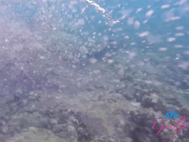 ATK Girlfriends - Aften Opal snorkeling and fucking