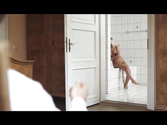 Blonde Vivien Nouwelle takes a shower with a remote vibrator and then takes the cock