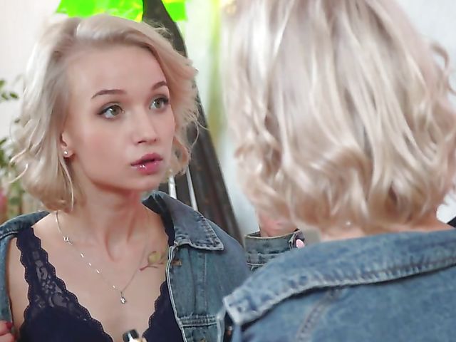 Monica Gold - Jeans loving blonde solo girl fingering