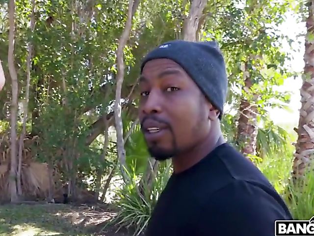 Nikki Benz - MILF interracial outdoor shoot with a hung black photographer