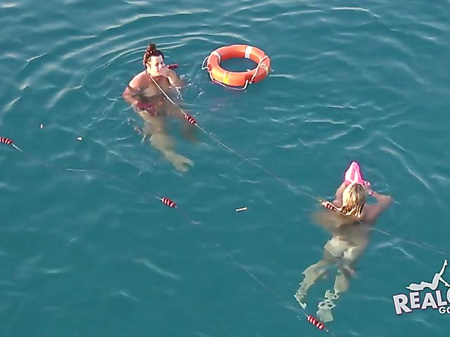 Amateur sex games at Spring Break boat party