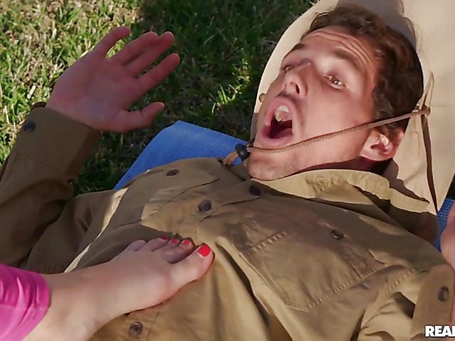 Yoga MILF in pink pants Dana Dearmond fucks the hunter