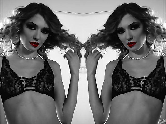 Very hard fuck with skinny Mackenzie Moss