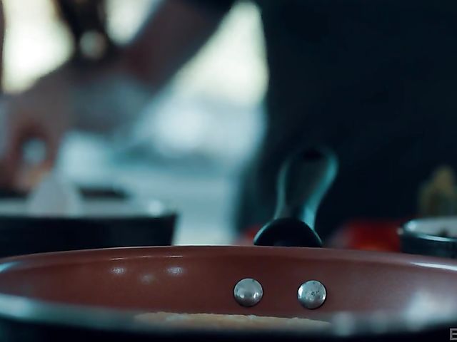 Standing fuck in the kitchen with Alison Rey and James Deen