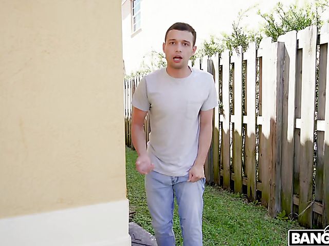 Big tits big ass girl Valentina Jewels masturbates with a garden hose in the backyard before she gets a real cock