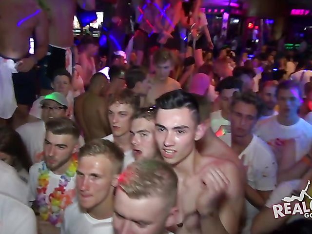 Wild student party games with amateur drunk girls