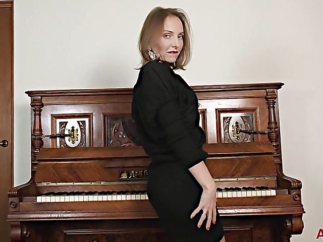 Lisa K - Skinny mom solo strip and masturbation by the piano