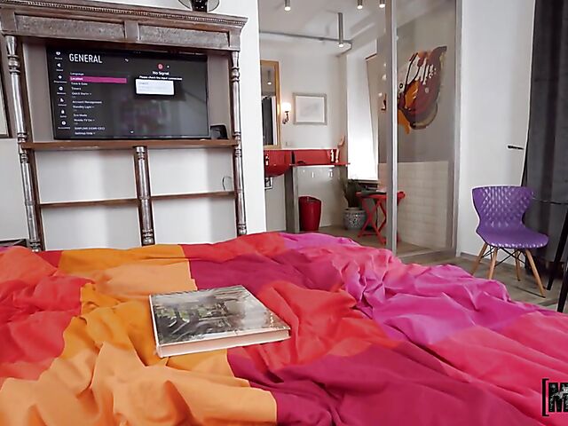 Lesbian shower and dildo in bed with Lilu Moon and Mia Bandini