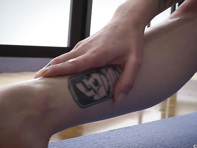 Nude exercise at home in lockdown with Isha