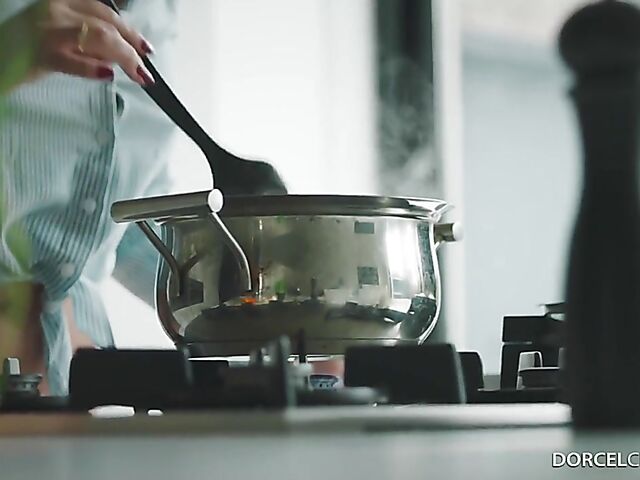 Mariska - Brunette MILF DP dream come true