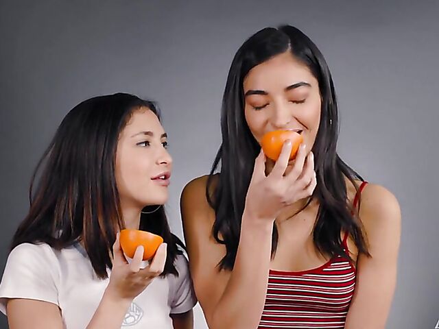 Jane Wilde & Emily Willis - Curious brunettes lesbian oral love