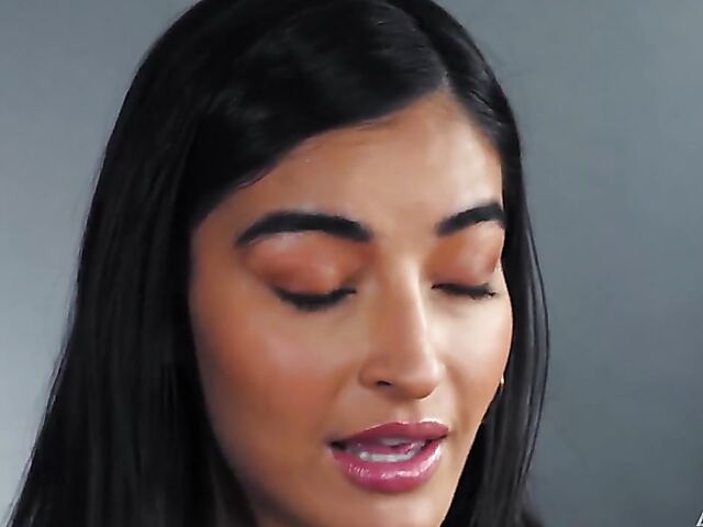 Jane Wilde & Emily Willis - Curious brunettes lesbian oral love