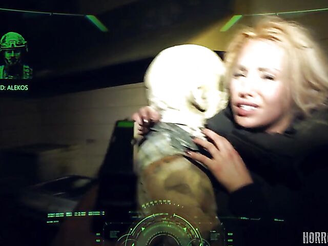 Lola Tayor - Zombies anal gangbang attack