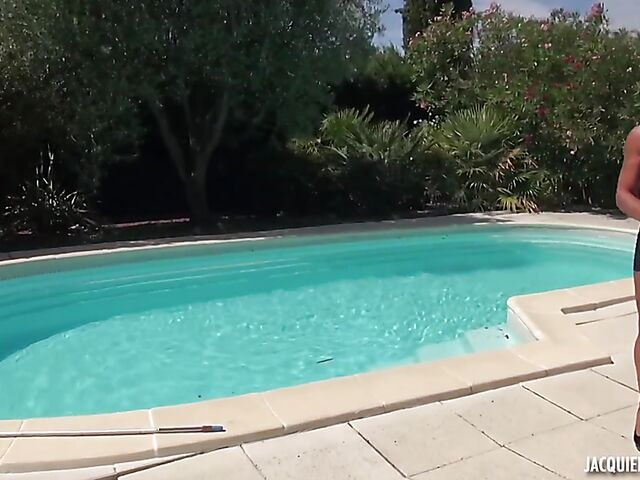 Short hair MILF slut Eva fucks a pool boy and takes a bath with her maid