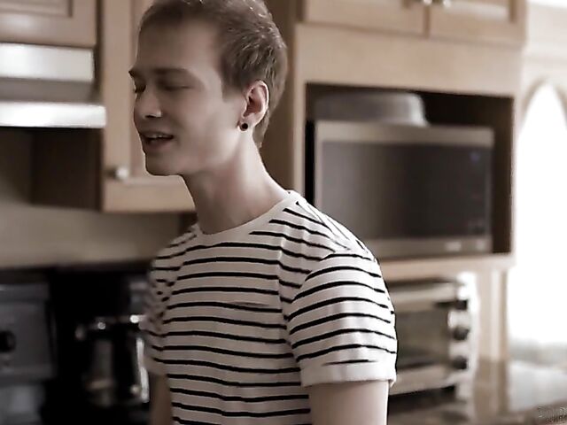 Syren De Mer - MILF double penetration with two boys