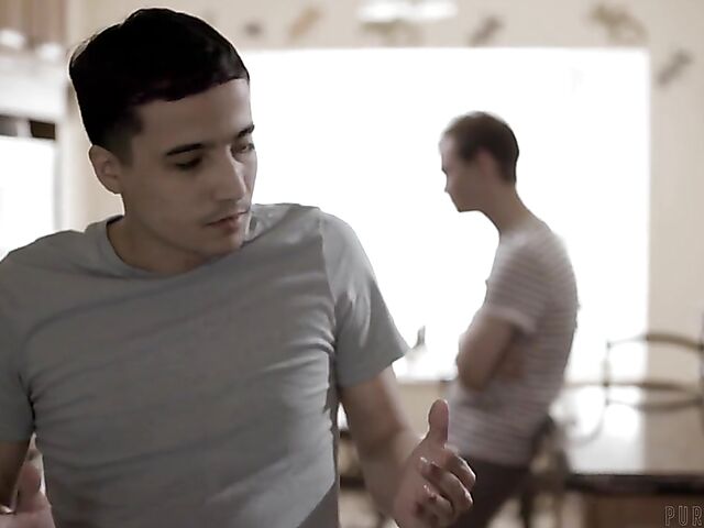 Syren De Mer - MILF double penetration with two boys