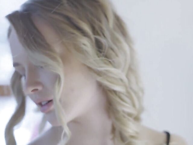 Fair-haired babe Sophie Gem sexy dancing butt naked