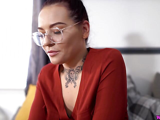 Dildo blowjob and dildo cumshot with teasing Keeley