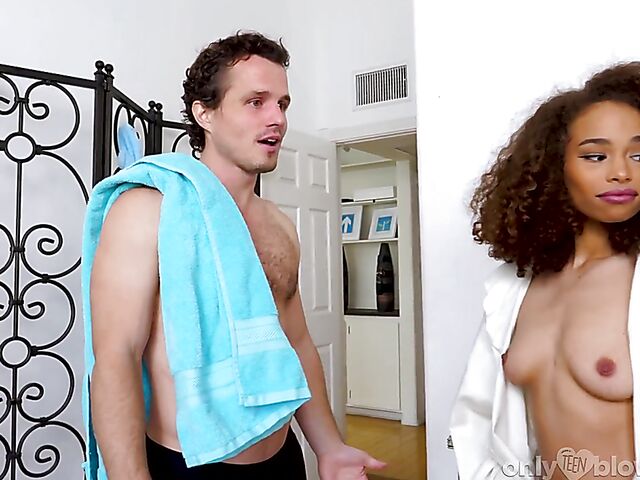 Cecilia Lion - Flirty ebony blowjob to a white guy