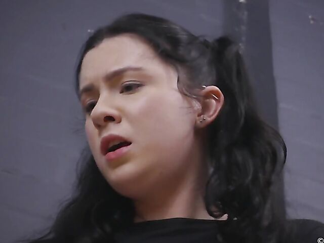 Juicy masturbation in Astrid Love's workplace