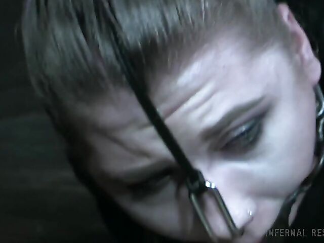 Lex Luthor - Extreme punishment in the dungeon