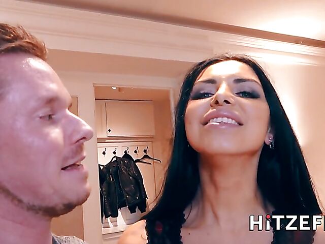 Kira Queen - Busty brunette fucking in red high heels