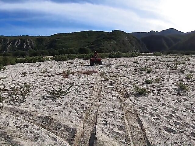 Big tits outdoor fuck in the desert with Kissa Sins