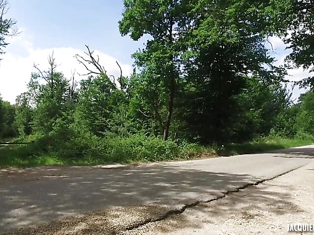 Outdoor quickie in the forest with 23-year-old french Mylene