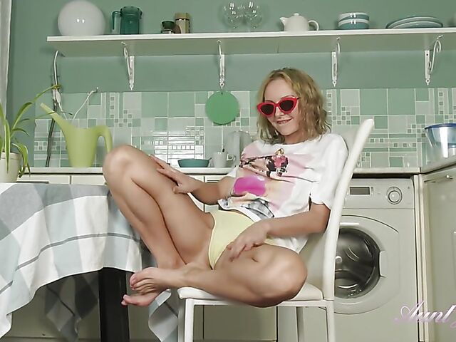Irena - Lonely MILF kitchen fun with her shaved snatch