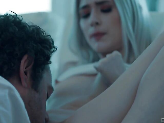 Brad Newman's hot weekend with skinny blonde teen Jessie Saint